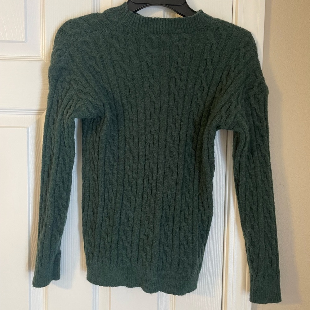 Sweater Small Green Cable Knit Pullover